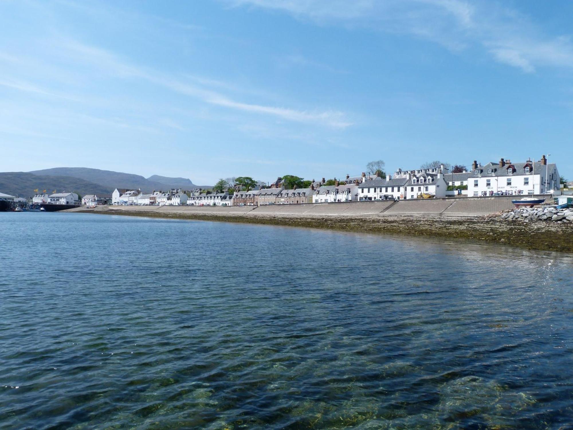 Ullapool Youth Hostel Exterior photo